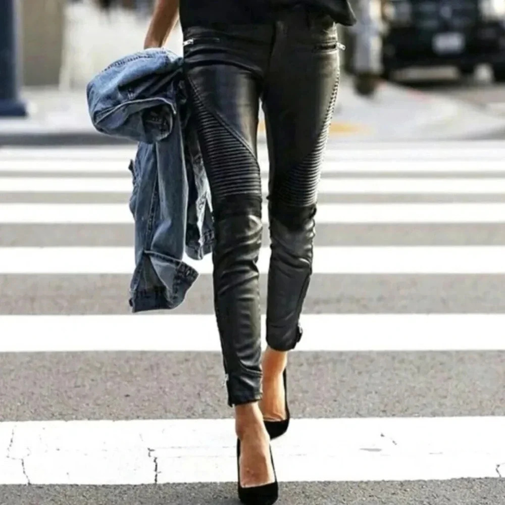 NWT Blank NYC Black Vegan Faux Leather Moto Pants Womens 34
